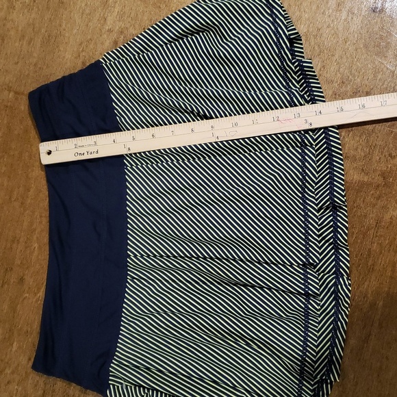 Kyodan Green Grey Striped Skort Medium - Picture 4 of 7